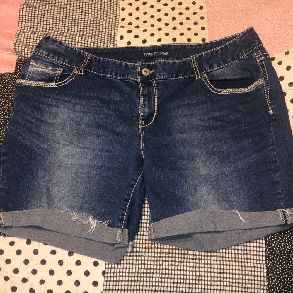 Plus size shorts jean